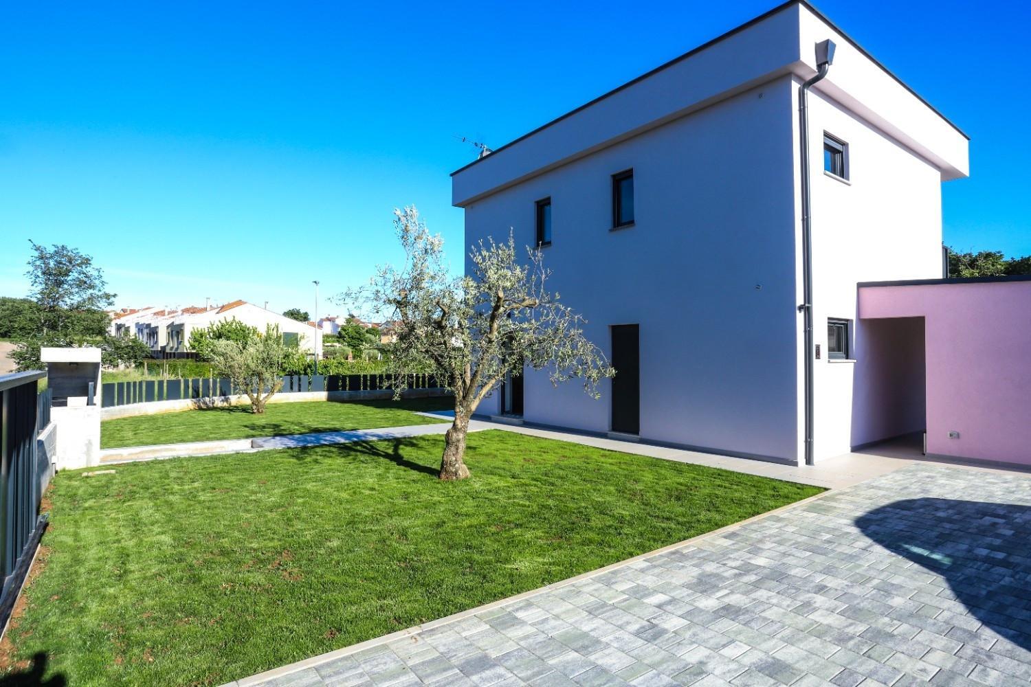Villa Jacky in Poreč for 8 people with private pool just 900 meters from sea view 4