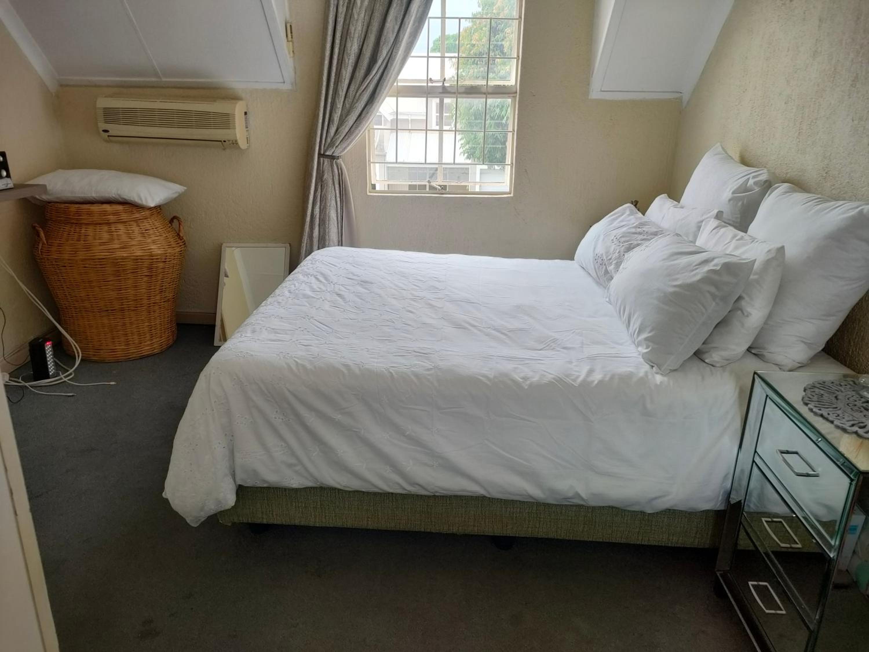 Neatly Furnished Apartment view 4
