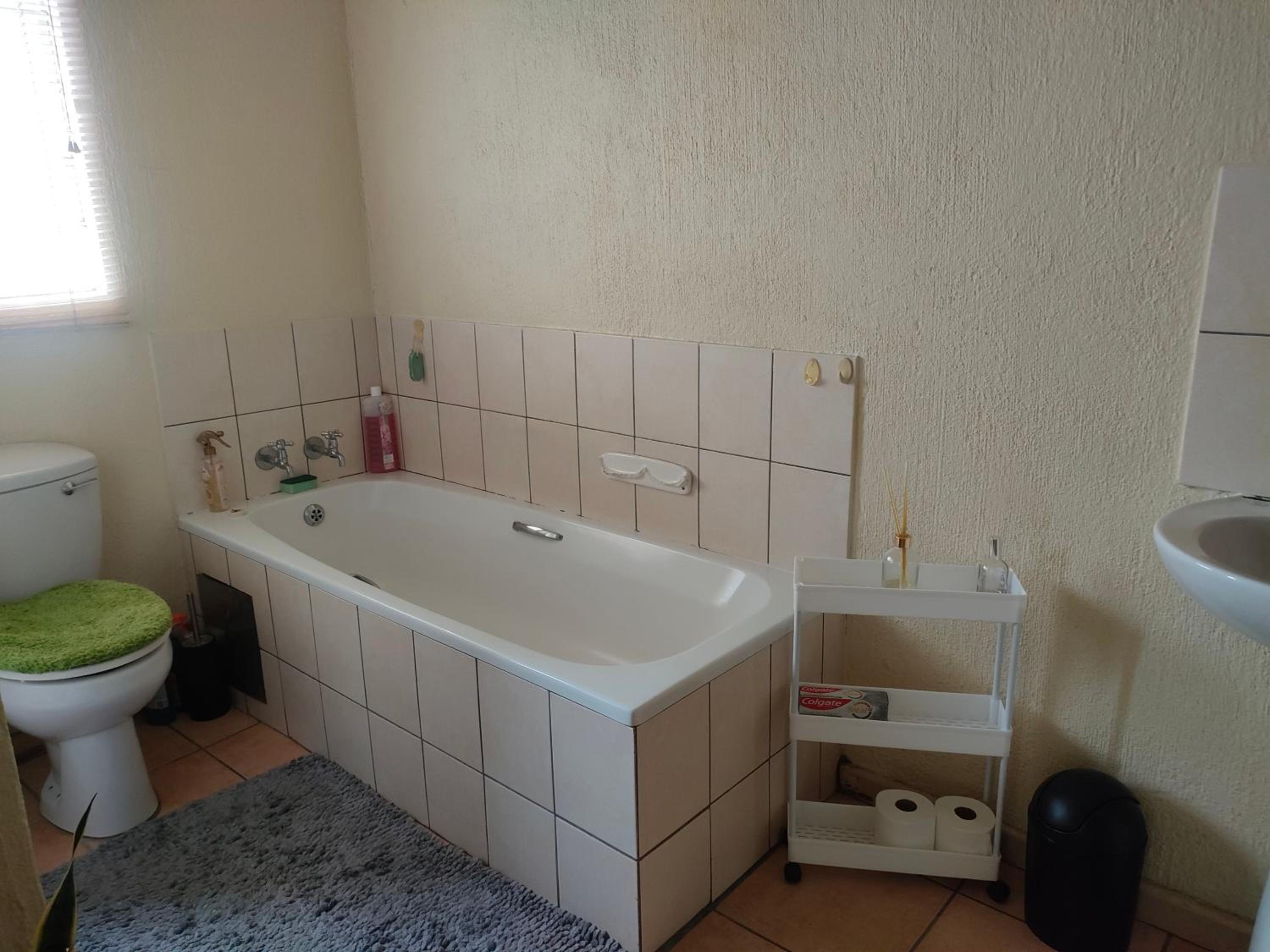 Neatly Furnished Apartment view 5
