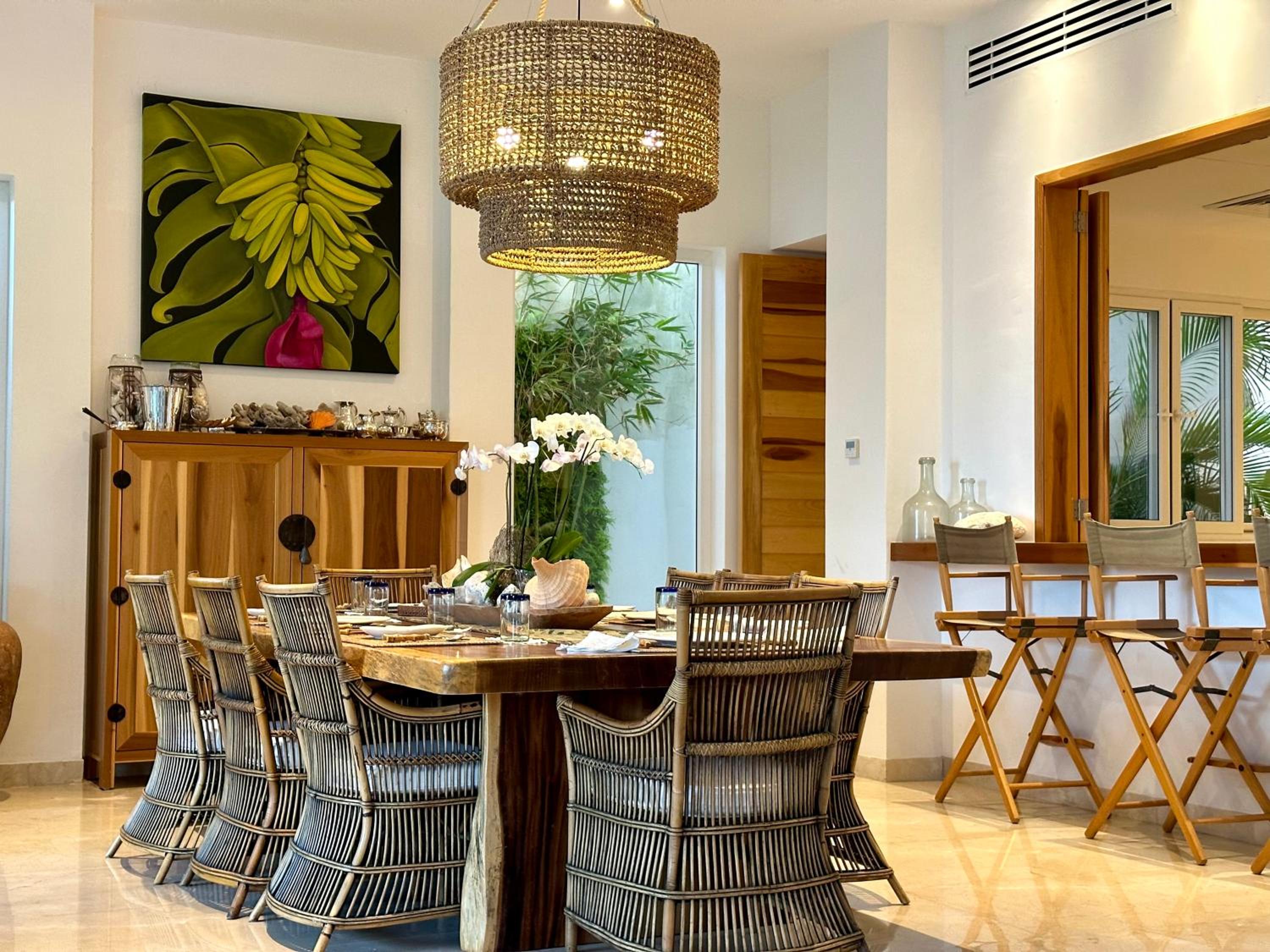 4BR Lakefront Villa with Private Pool by Solmar Rentals