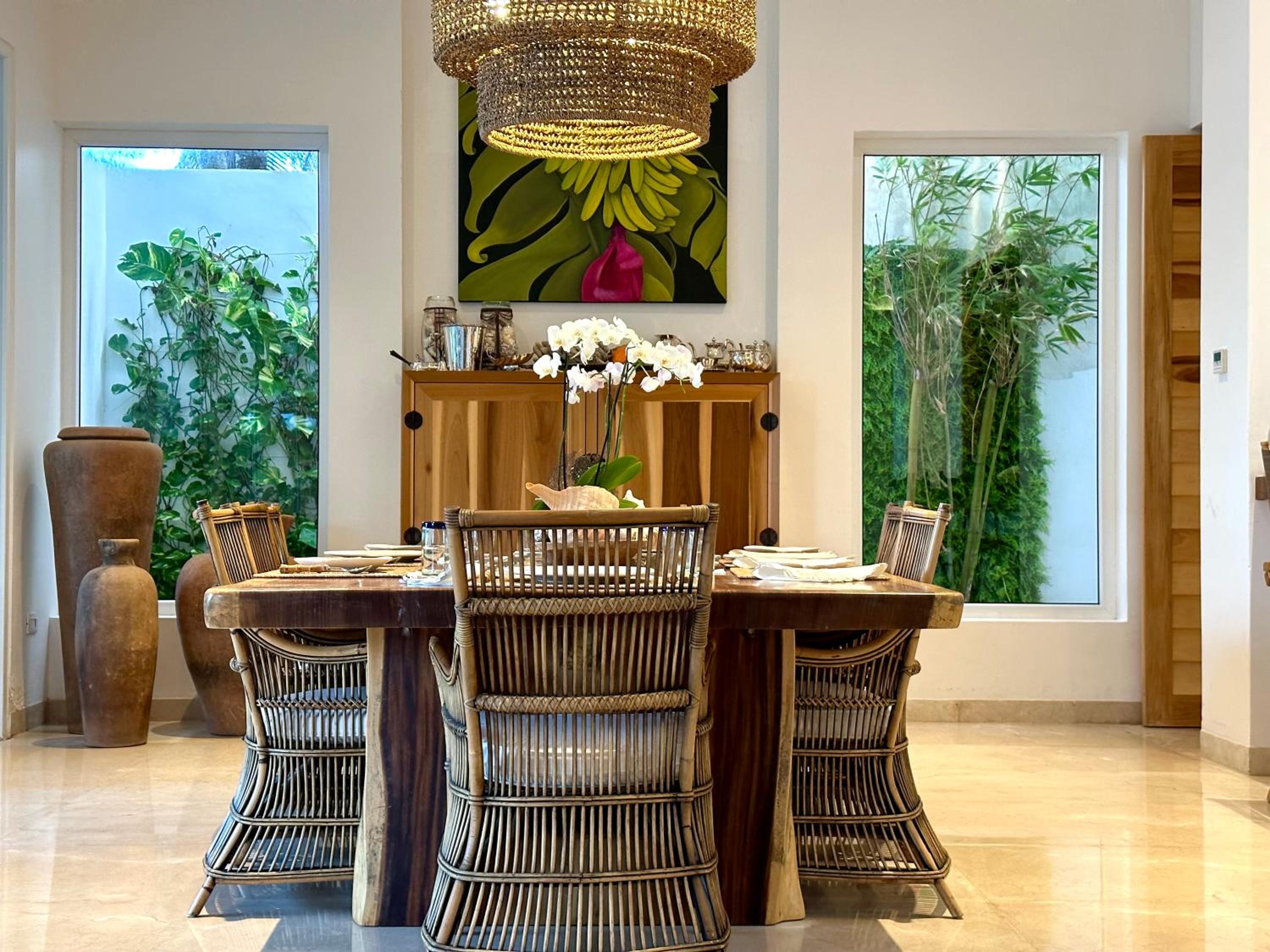 4BR Lakefront Villa with Private Pool by Solmar Rentals