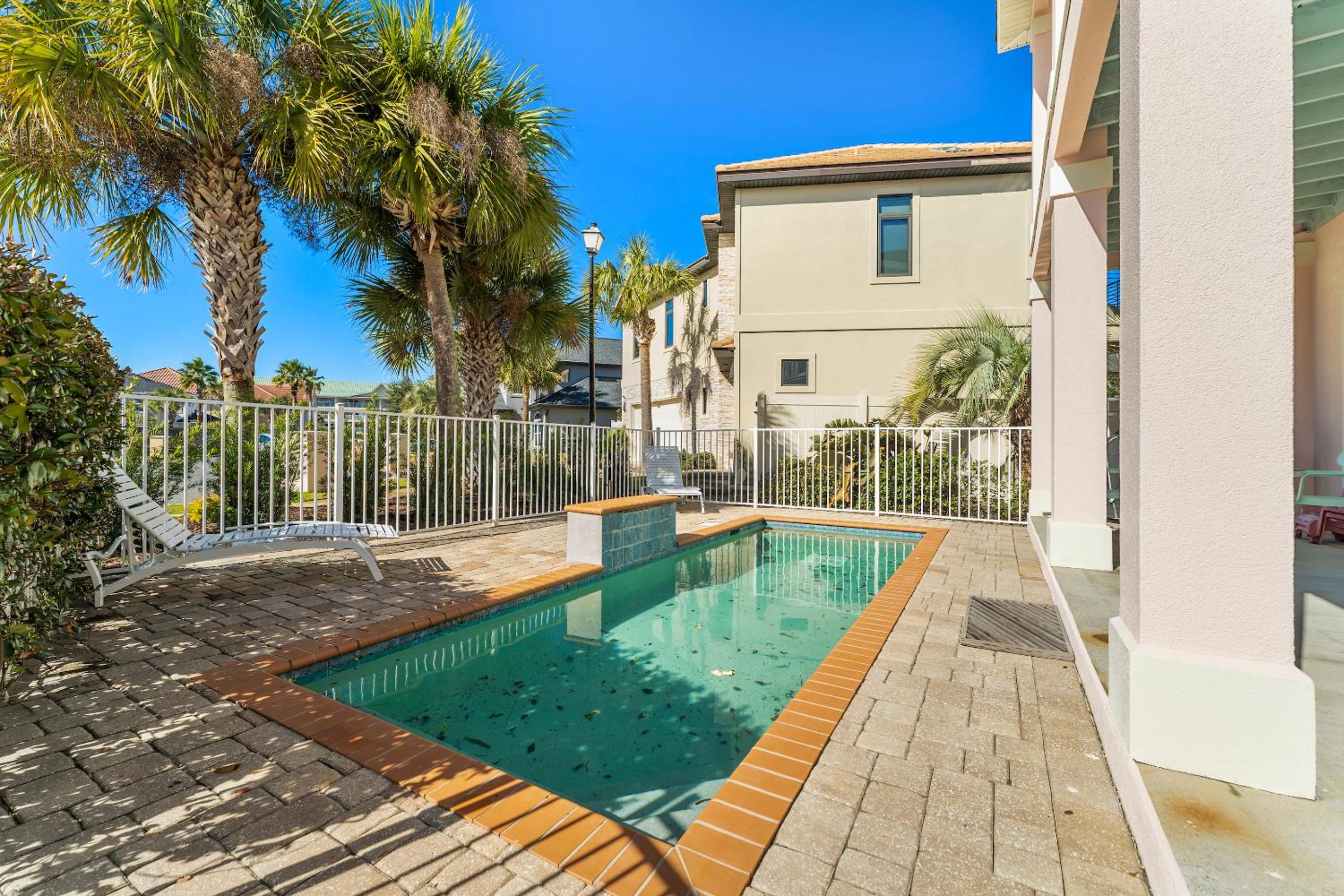 Destin Beach House - Flamingo Cove by Panhandle Getaways view 2