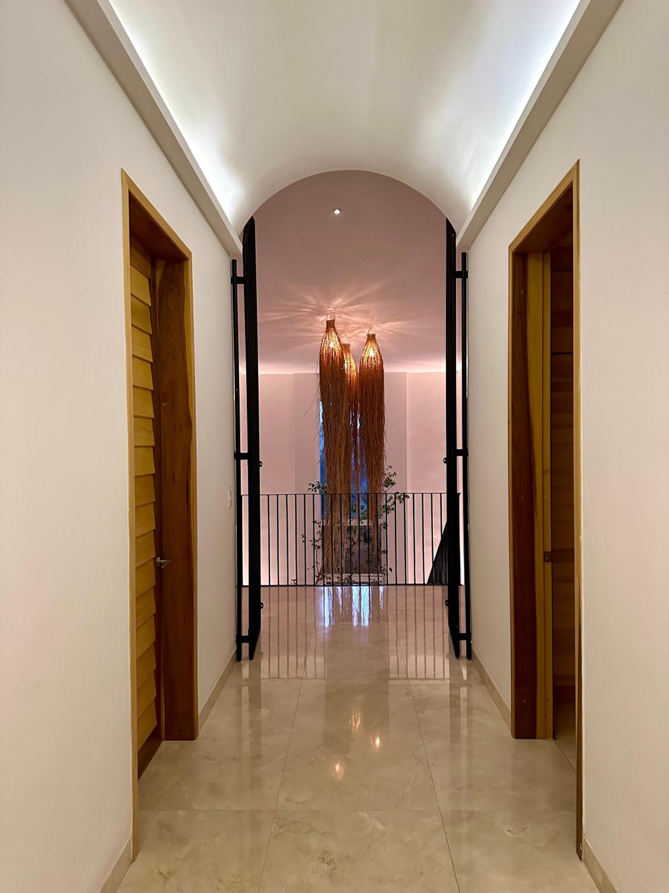 4BR Lakefront Villa with Private Pool by Solmar Rentals