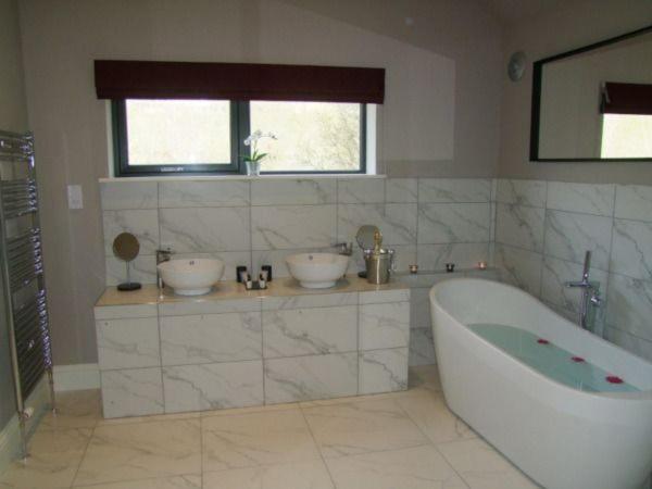 Snowdrop Lodge
