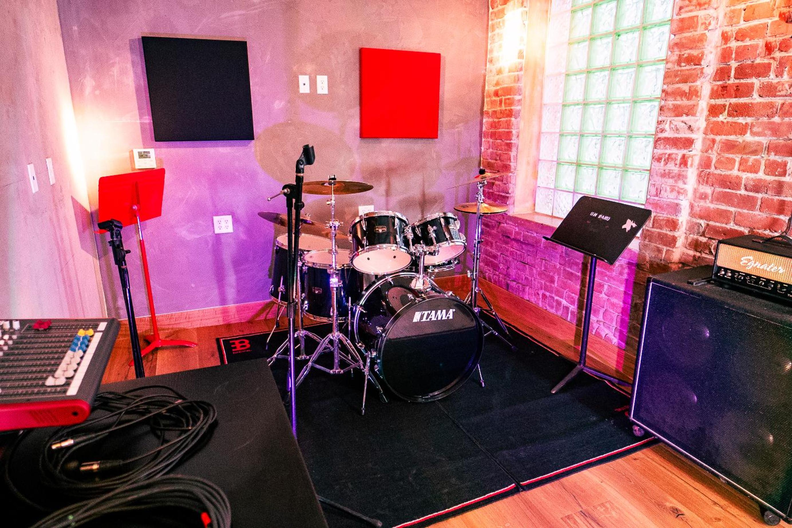 Music City Hotel - The San Francisco Music Experience 2