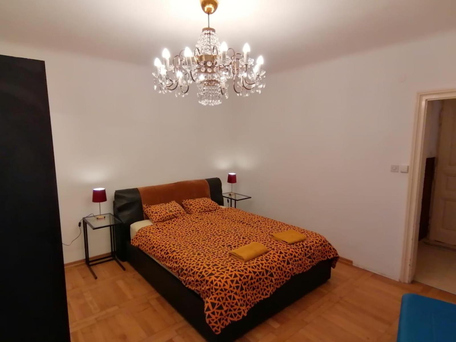 ZAGREB Botanical Garden Budget Apartment