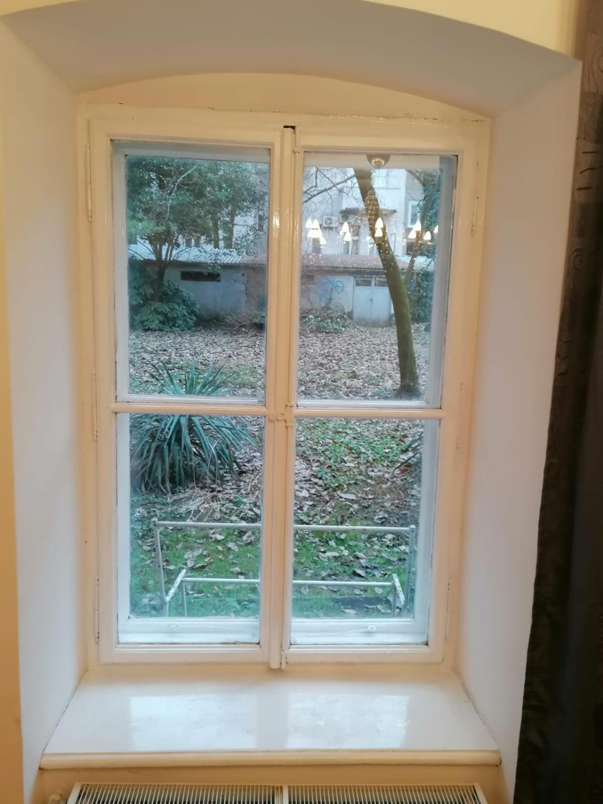 ZAGREB Botanical Garden Budget Apartment