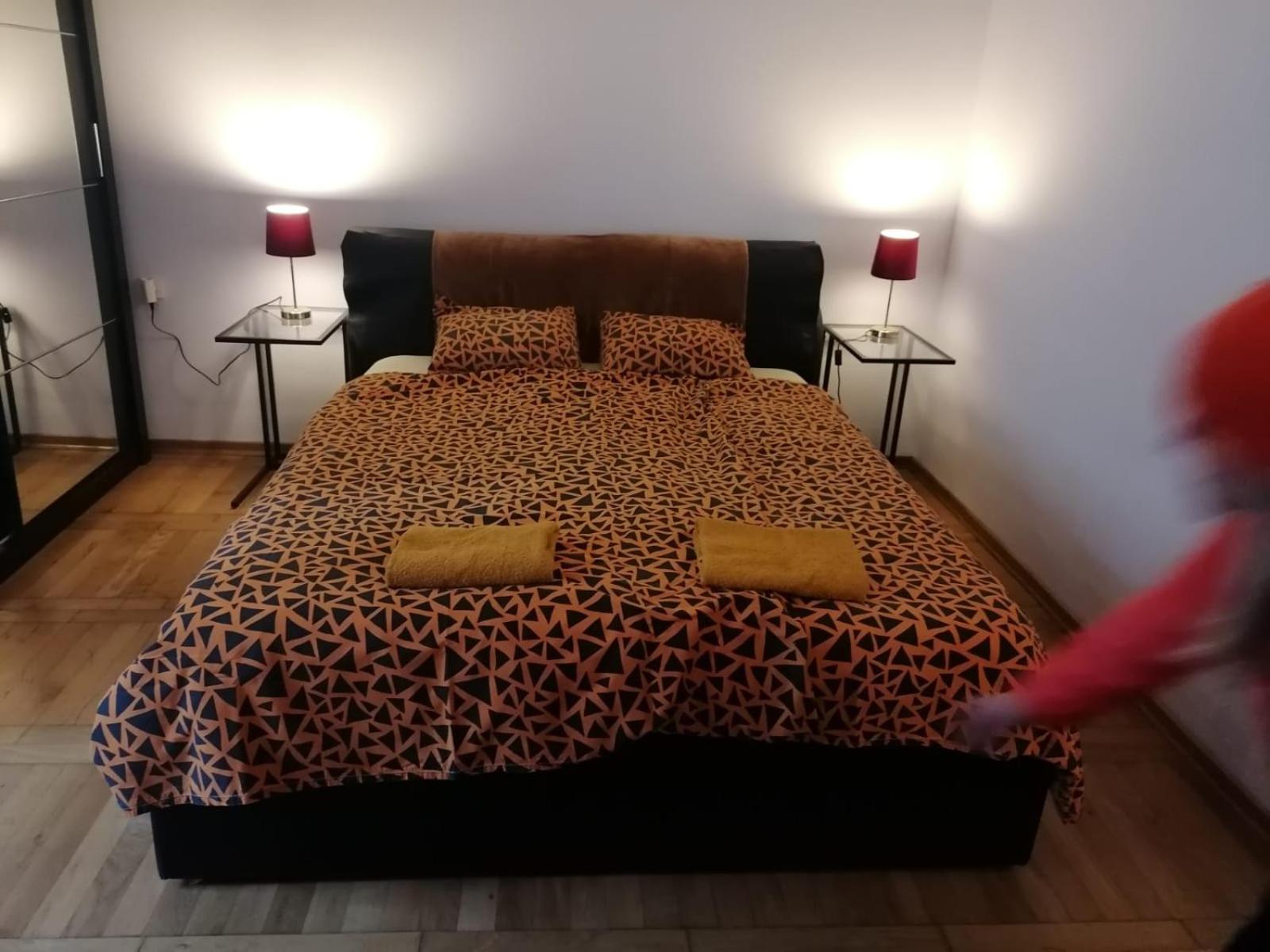 ZAGREB Botanical Garden Budget Apartment