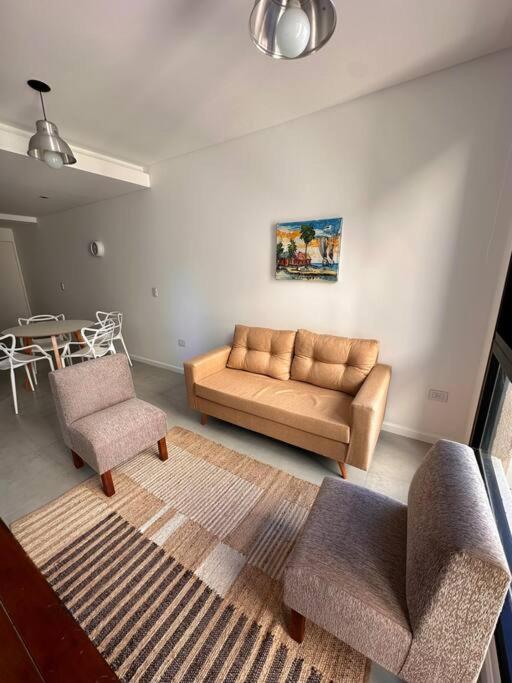 Departamento entero con pileta y parrilla