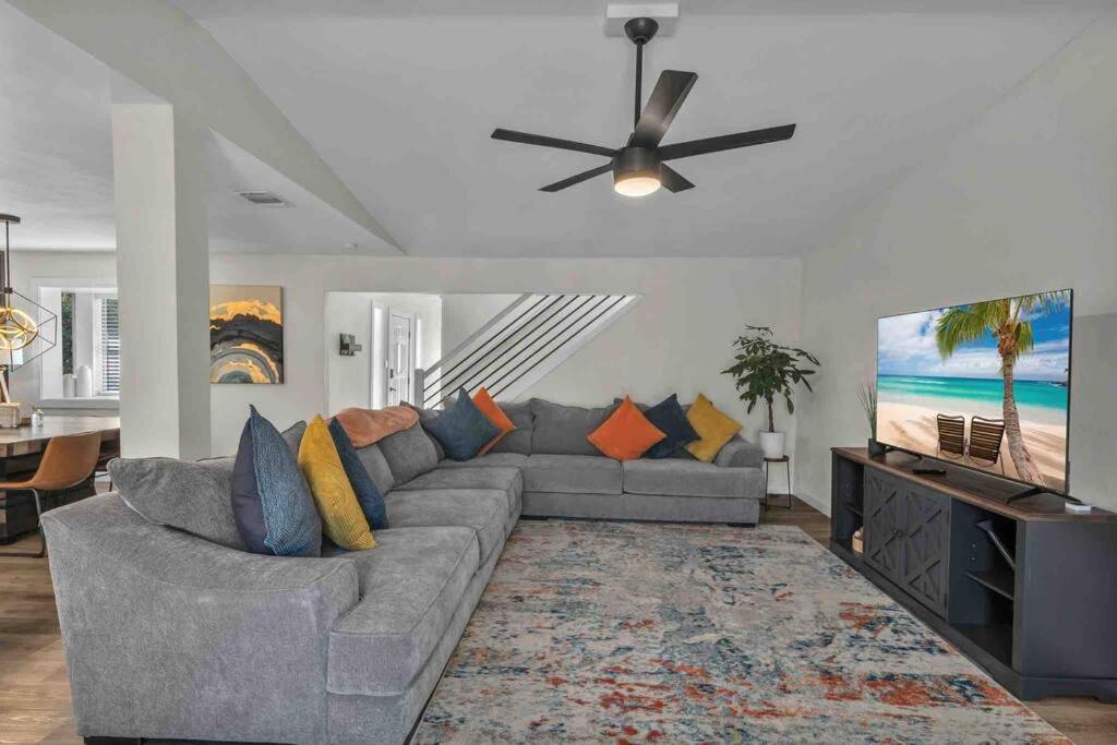 Modern Base - Lackland Delight view 5