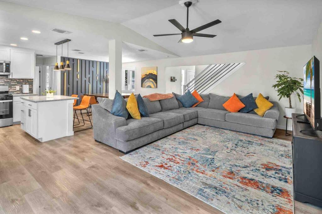 Modern Base - Lackland Delight view 2