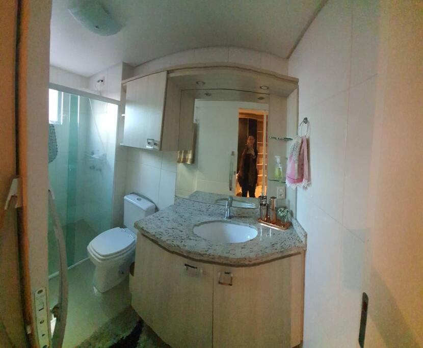 Apartamento para alugar na temporada a 150m do mar