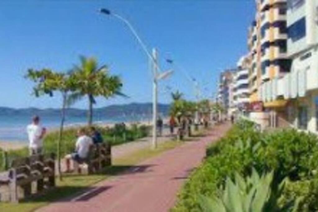 Apartamento para alugar na temporada a 150m do mar