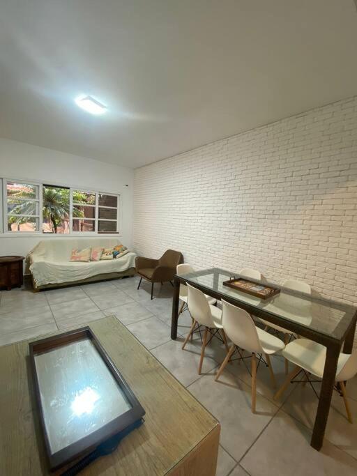 Casa Cond. Fechado em Ubatuba