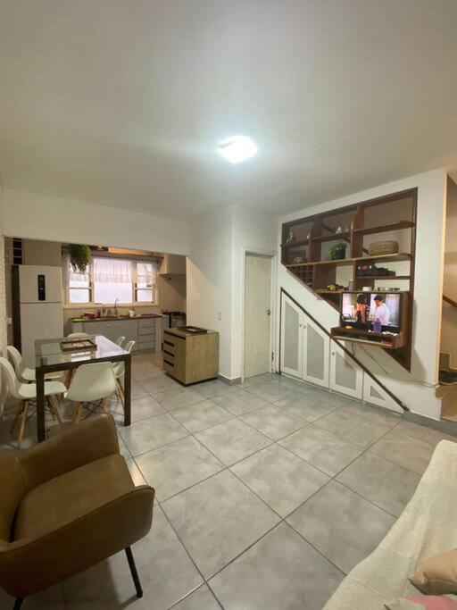 Casa Cond. Fechado em Ubatuba