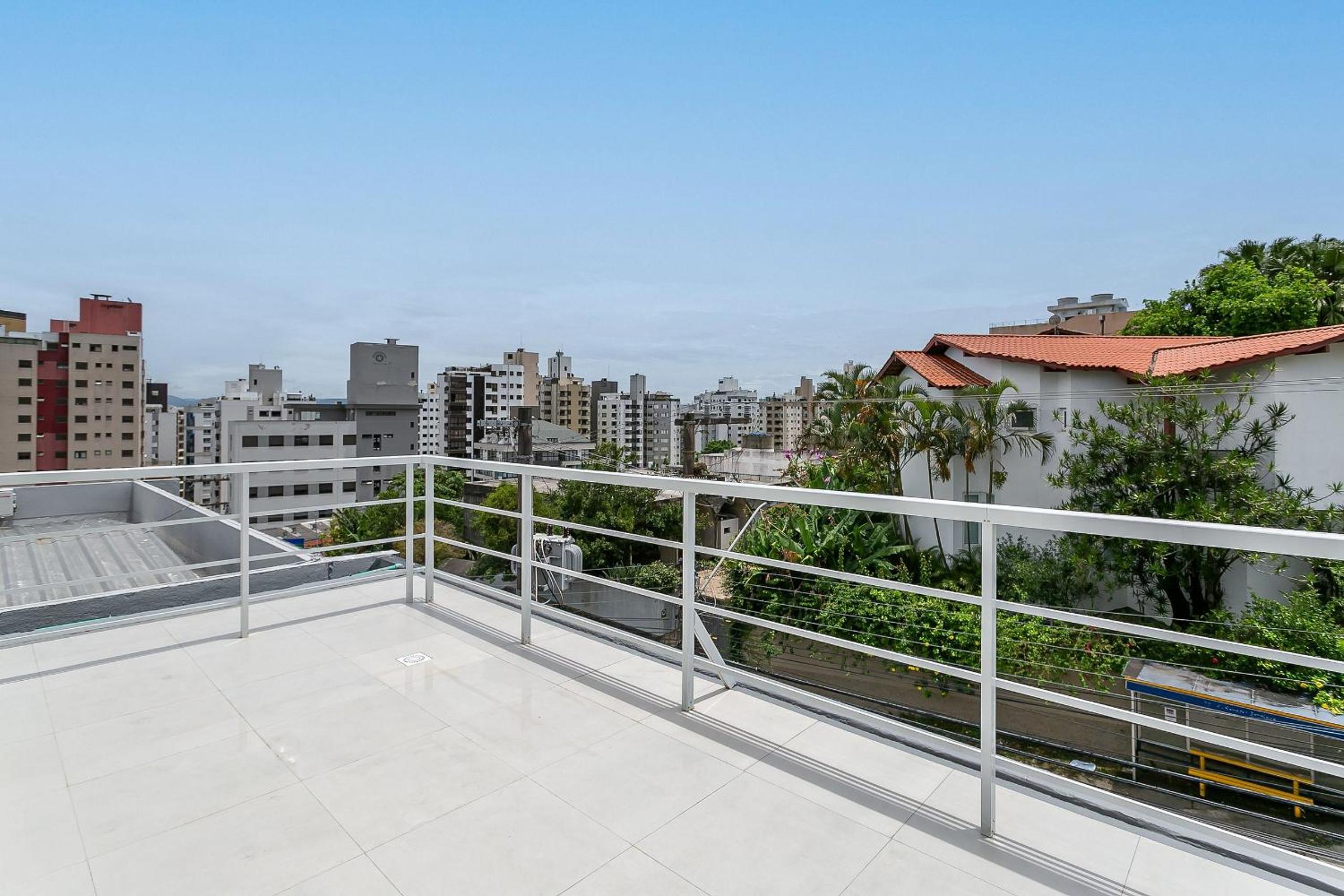 Studios novos próximos ao shopping Beira-mar #HKS