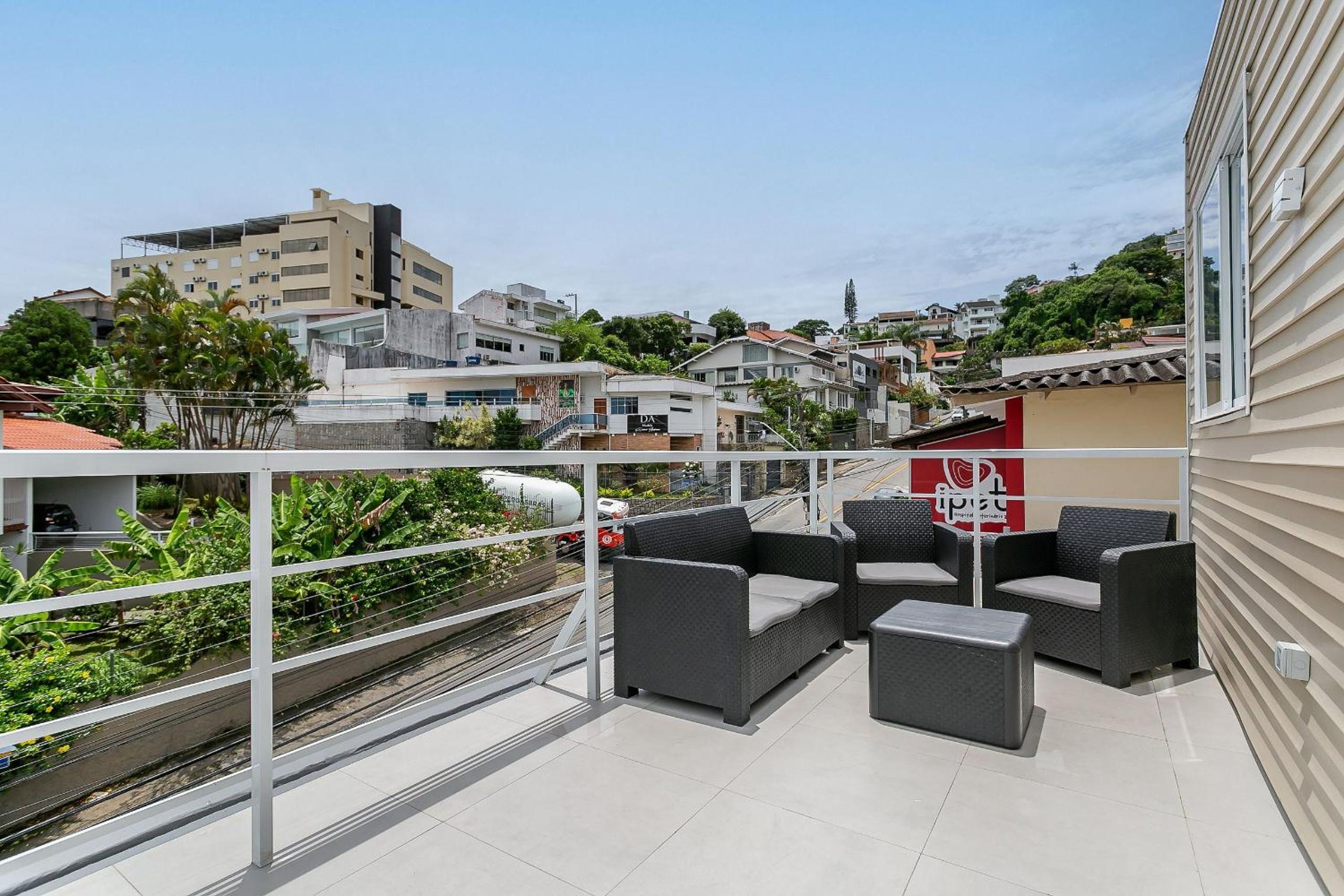 Studios novos próximos ao shopping Beira-mar #HKS