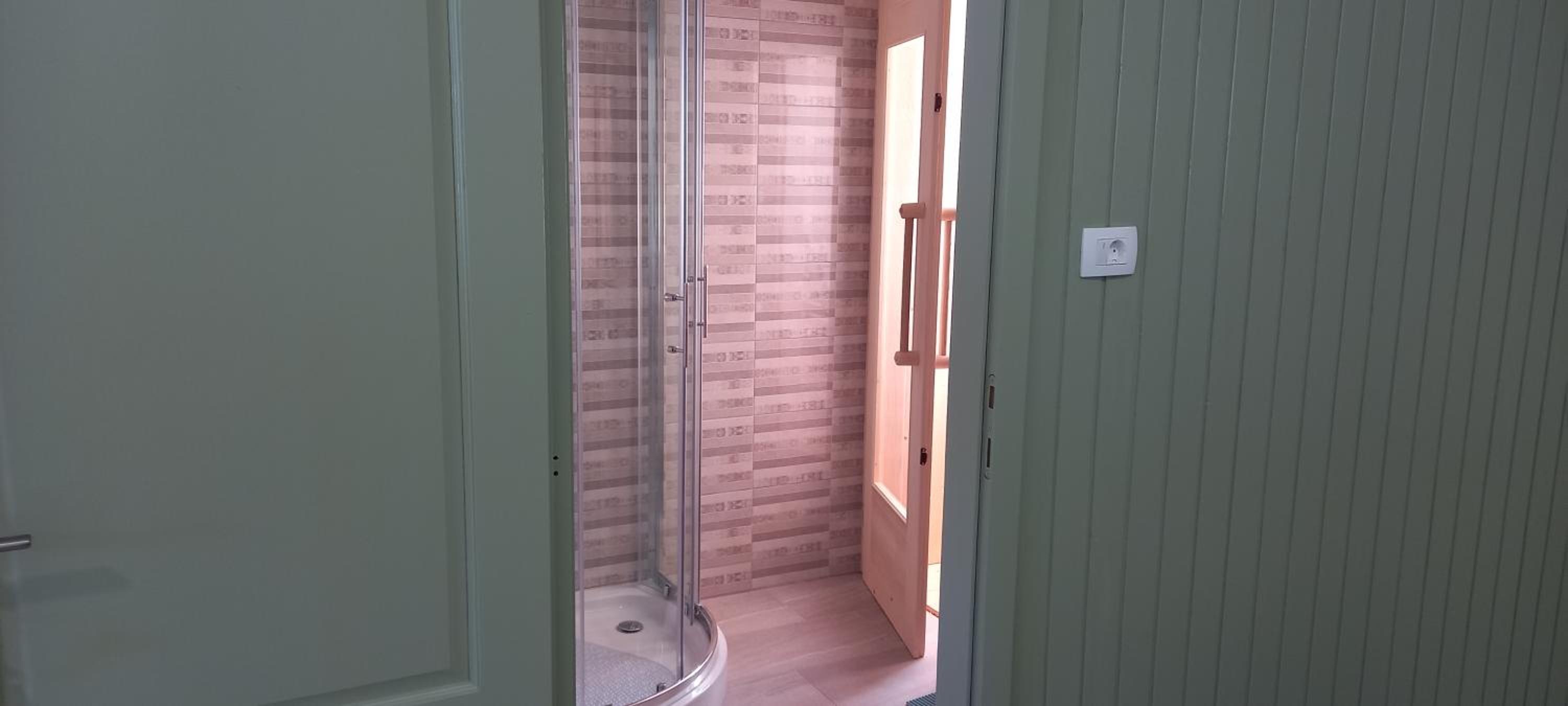 Apartment ROKO with sauna & view