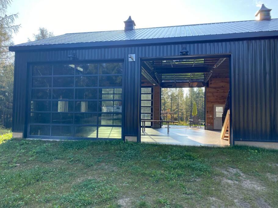 Brand new, private oasis on 18 acres in Erin