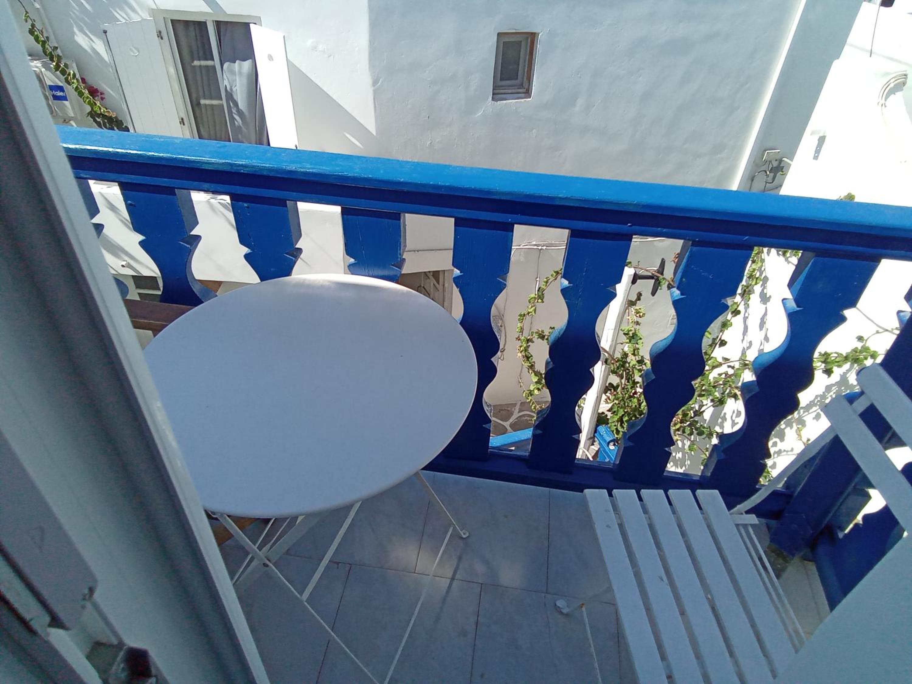 balcony