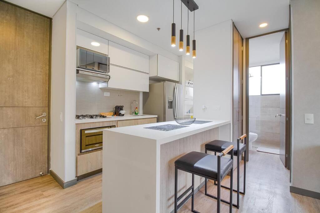 Luxury Apartment in El Poblado, Class Suite 1001