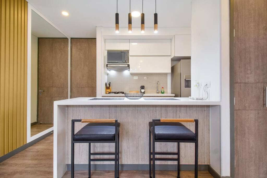 Luxury Apartment in El Poblado, Class Suite 1001