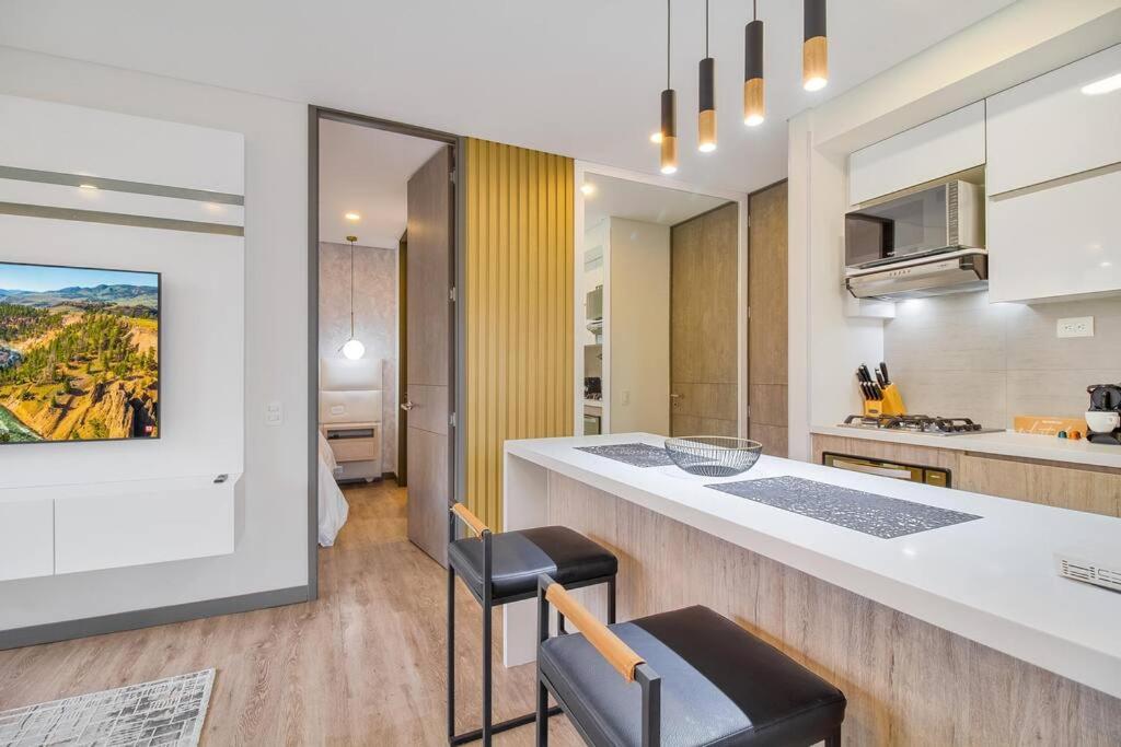 Luxury Apartment in El Poblado, Class Suite 1001