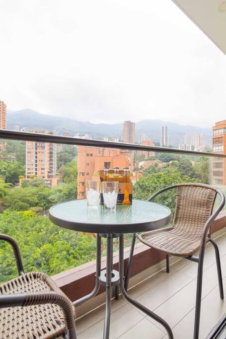 Luxury Apartment in El Poblado, Class Suite 1001