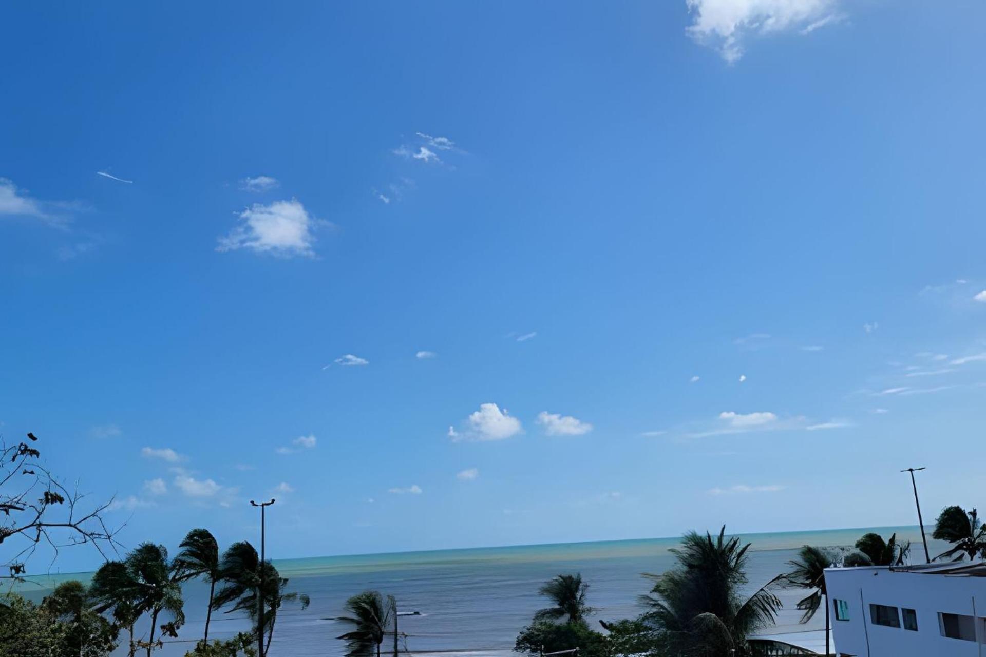 Apartamento Confort no Cabo Branco com vista para a praia