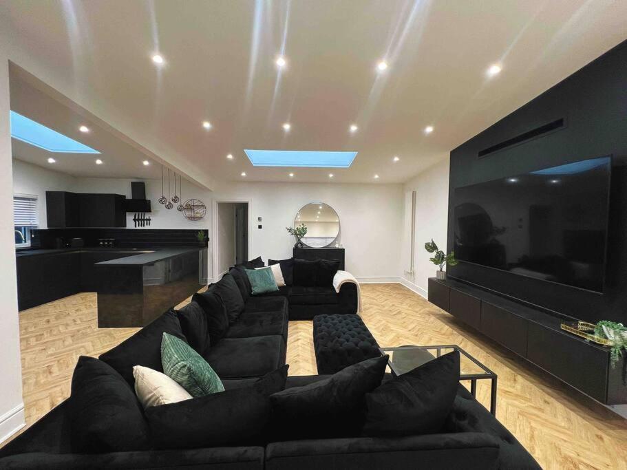 The Baglan Bungalow M4 Access in 1 min, photo 10