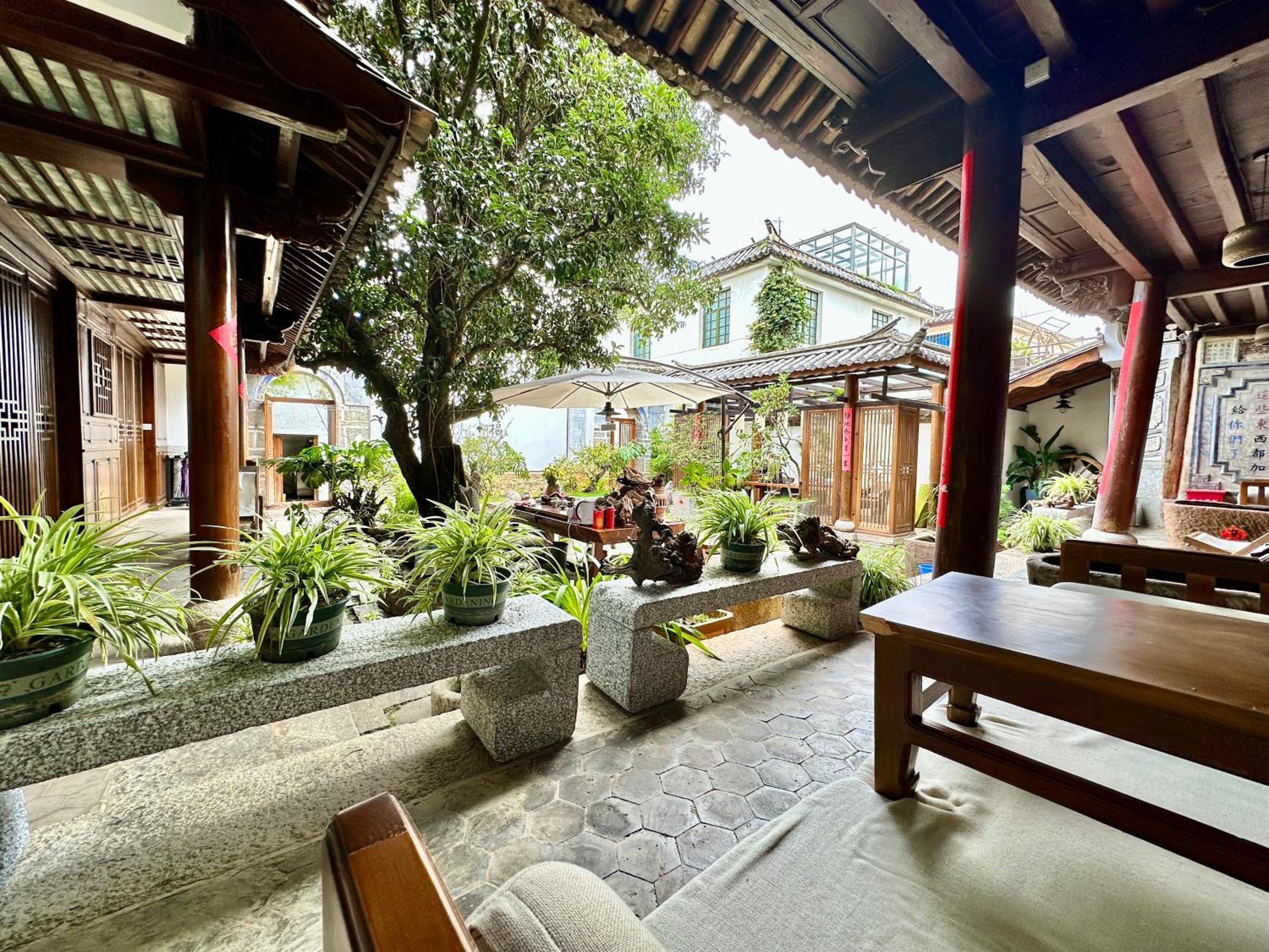 Qingxin Courtyard Art Guesthouse