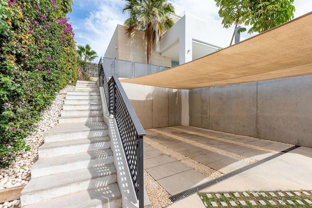 Wonder Villa