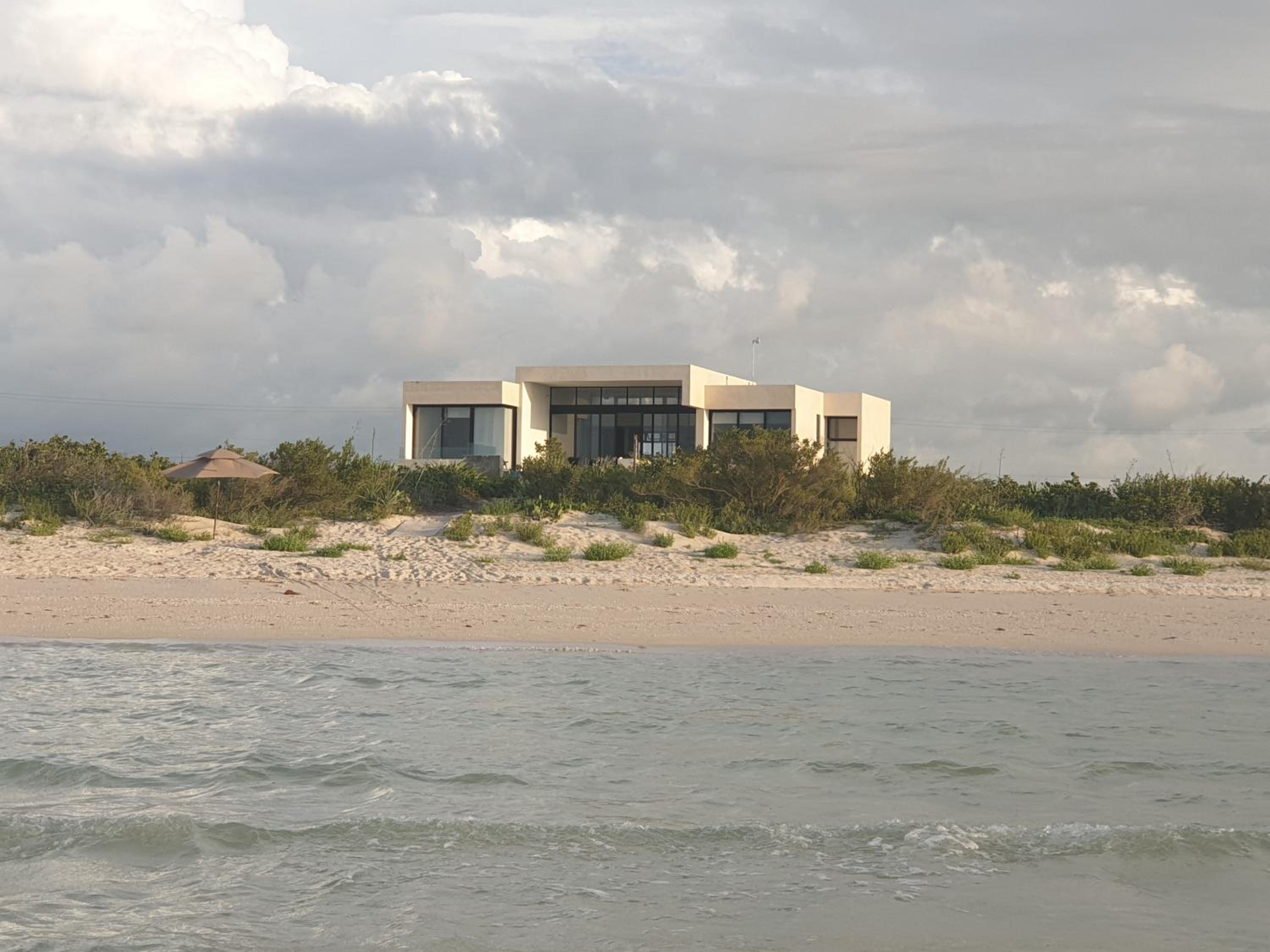 Casa las Margaritas: Beach house in a secluded Pueblo Mágico view 2