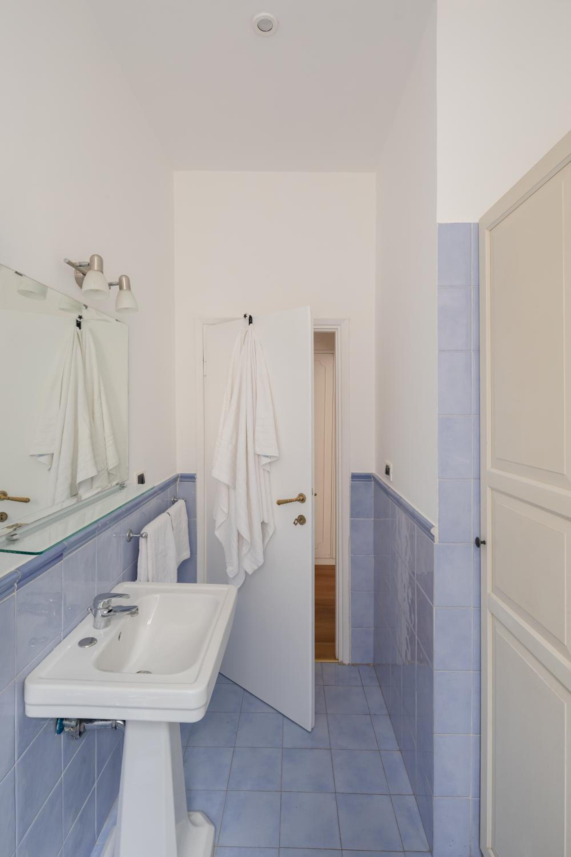 Via Francesco Crispi Private Apartment