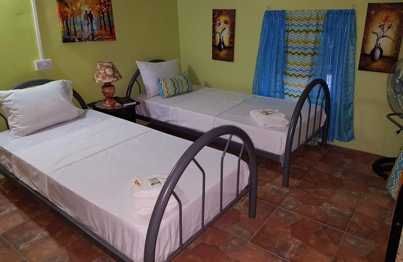 Salz Cozy Inn