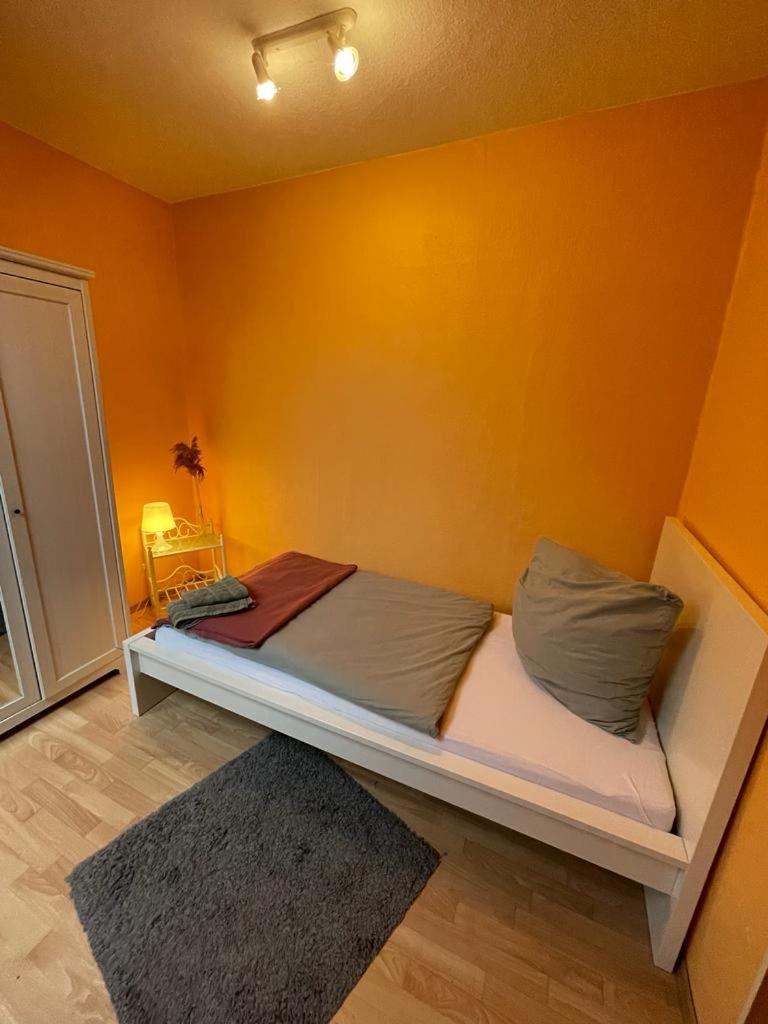 Apartment First Floor Laatzen view 3