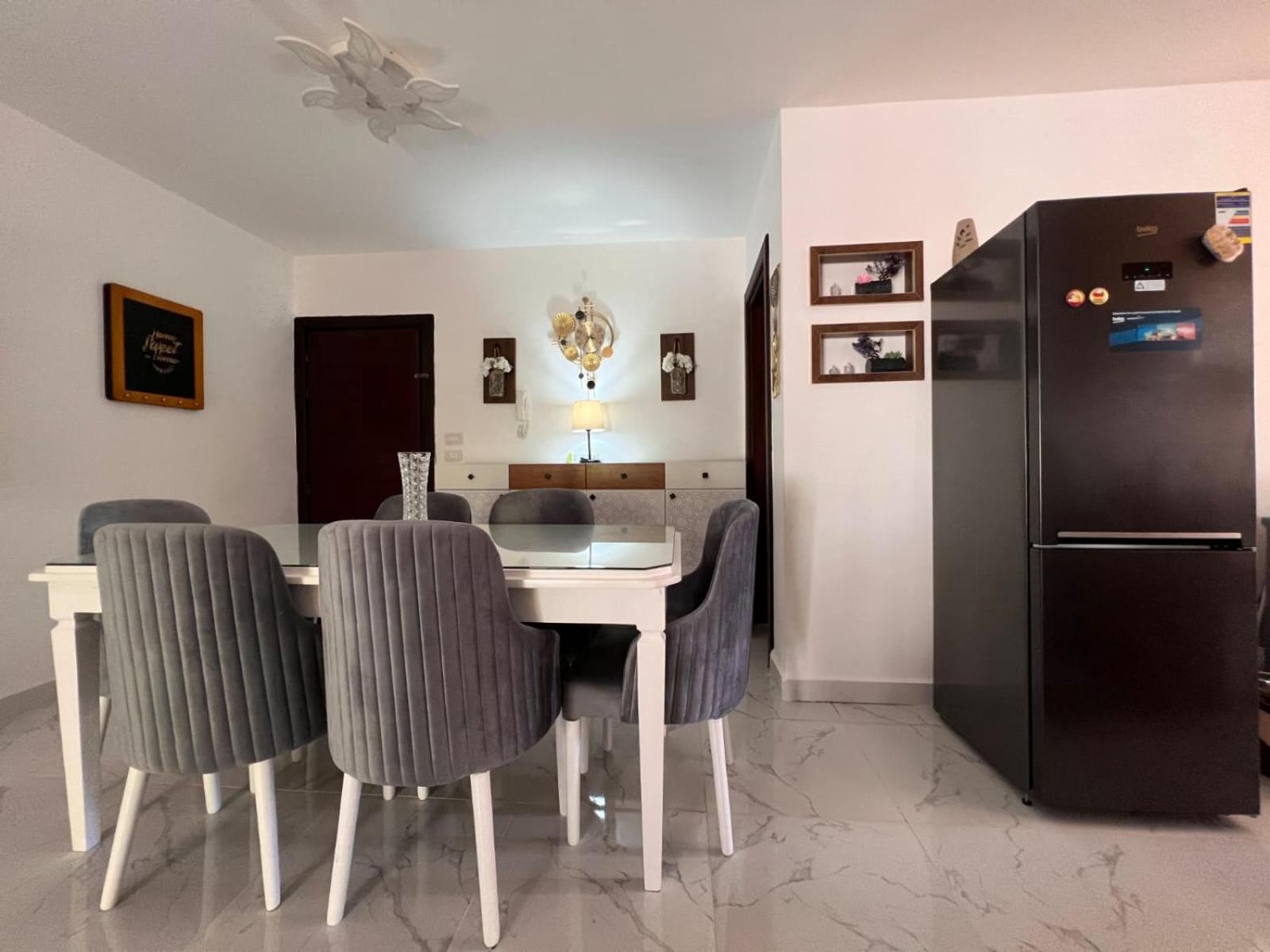 Luxury Apartment with Garden at Madinaty