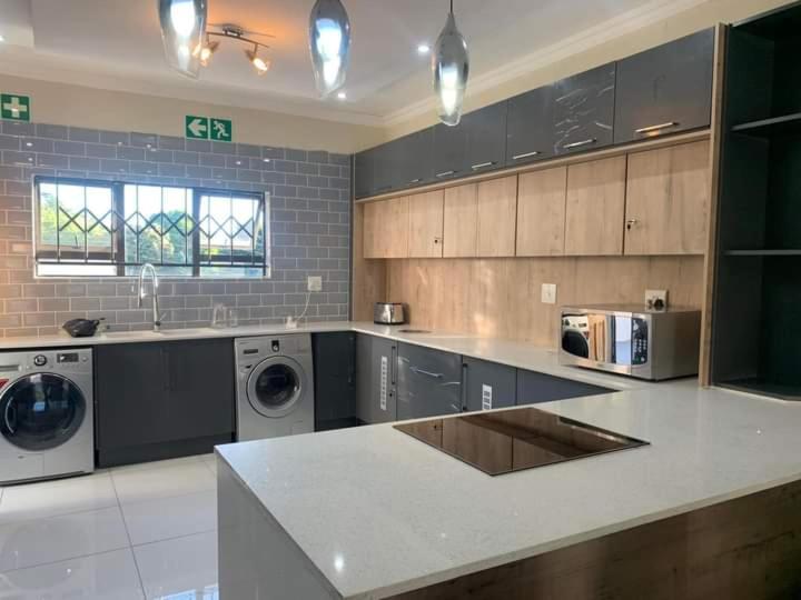 Raddison Grey view 4