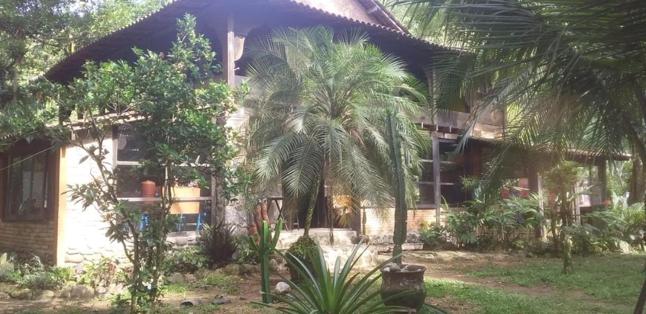 Shiva house