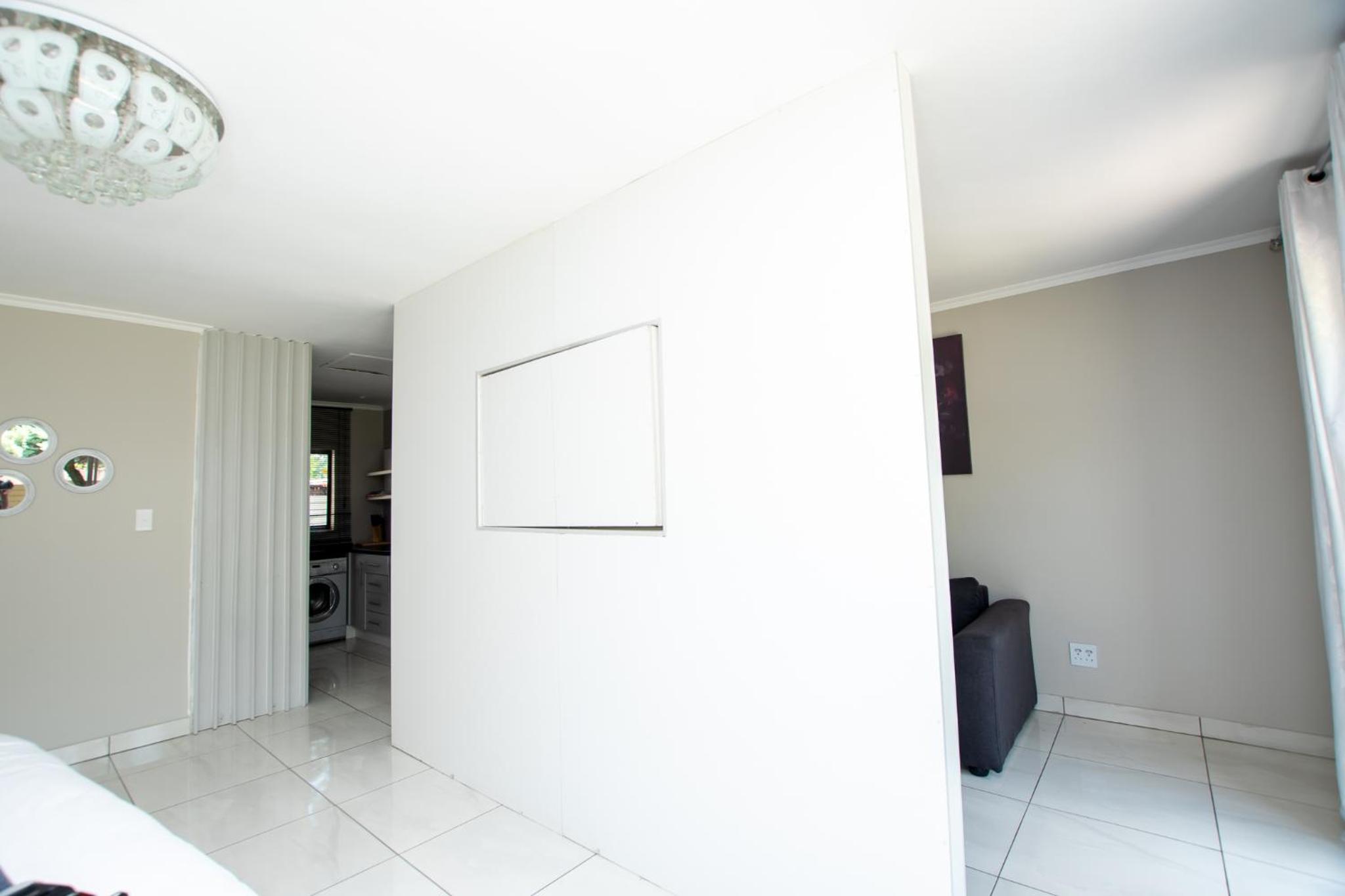 Prestigious Apartments view 4