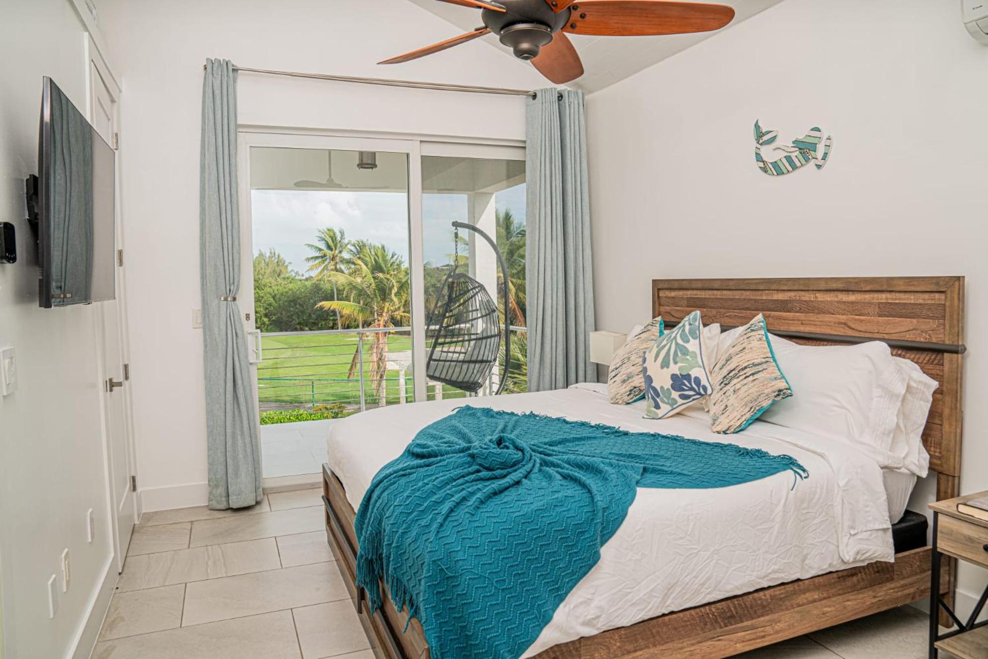 Villas with Private Pool 5 min to Grace Bay beach
