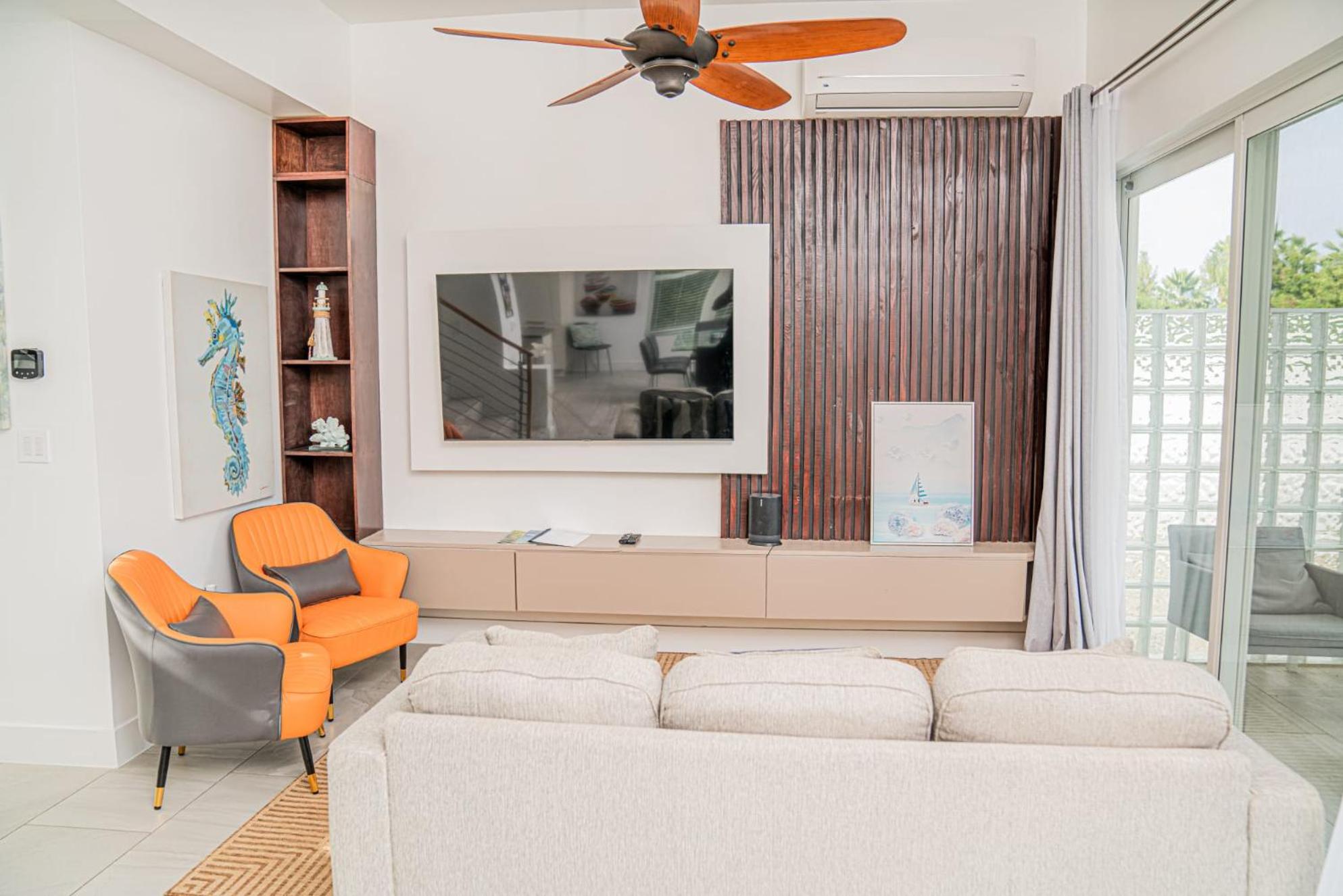 Villas with Private Pool 5 min to Grace Bay beach