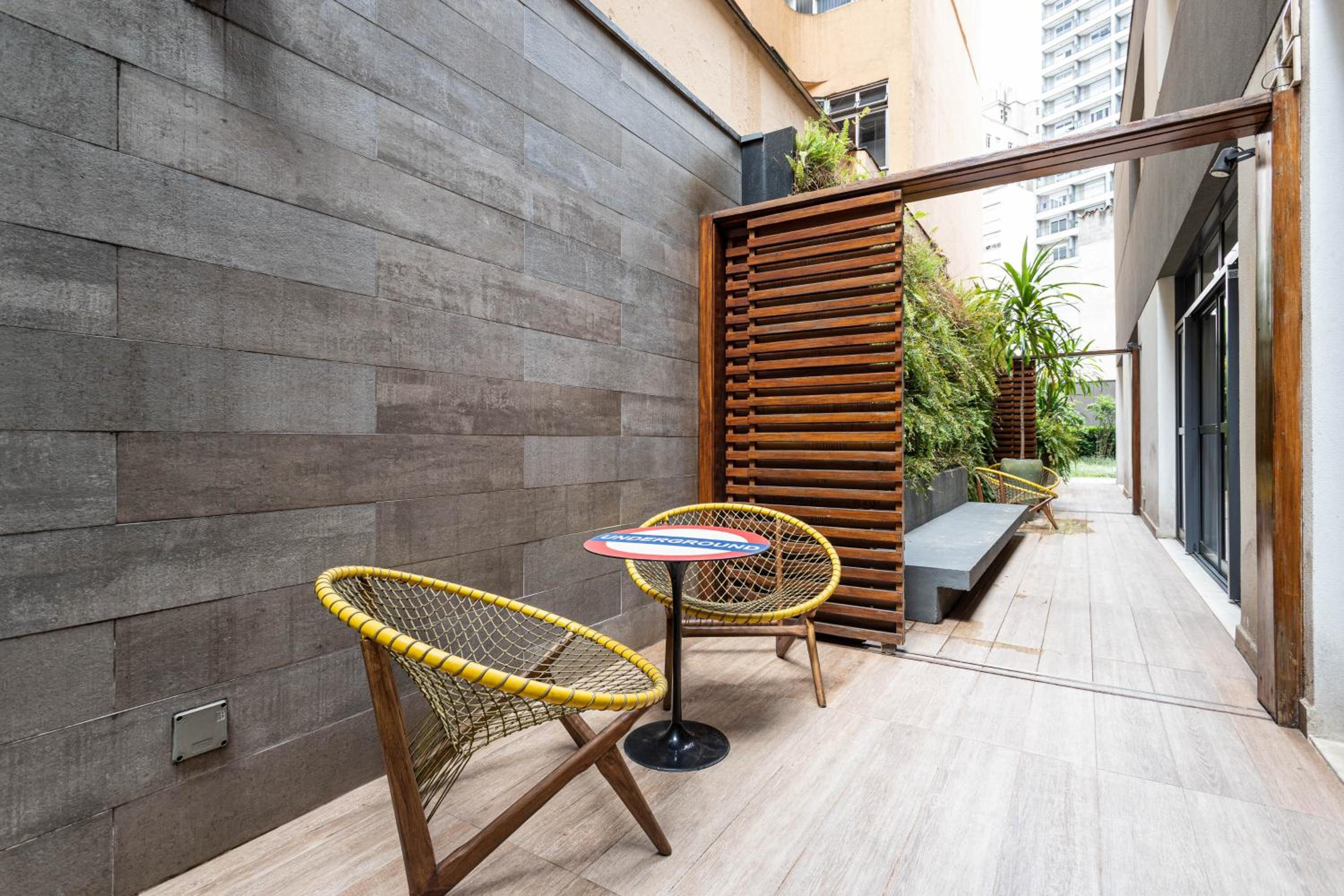 Setin Downtown Genebra by Viva - Apartamentos completos na Bela Vista com piscina