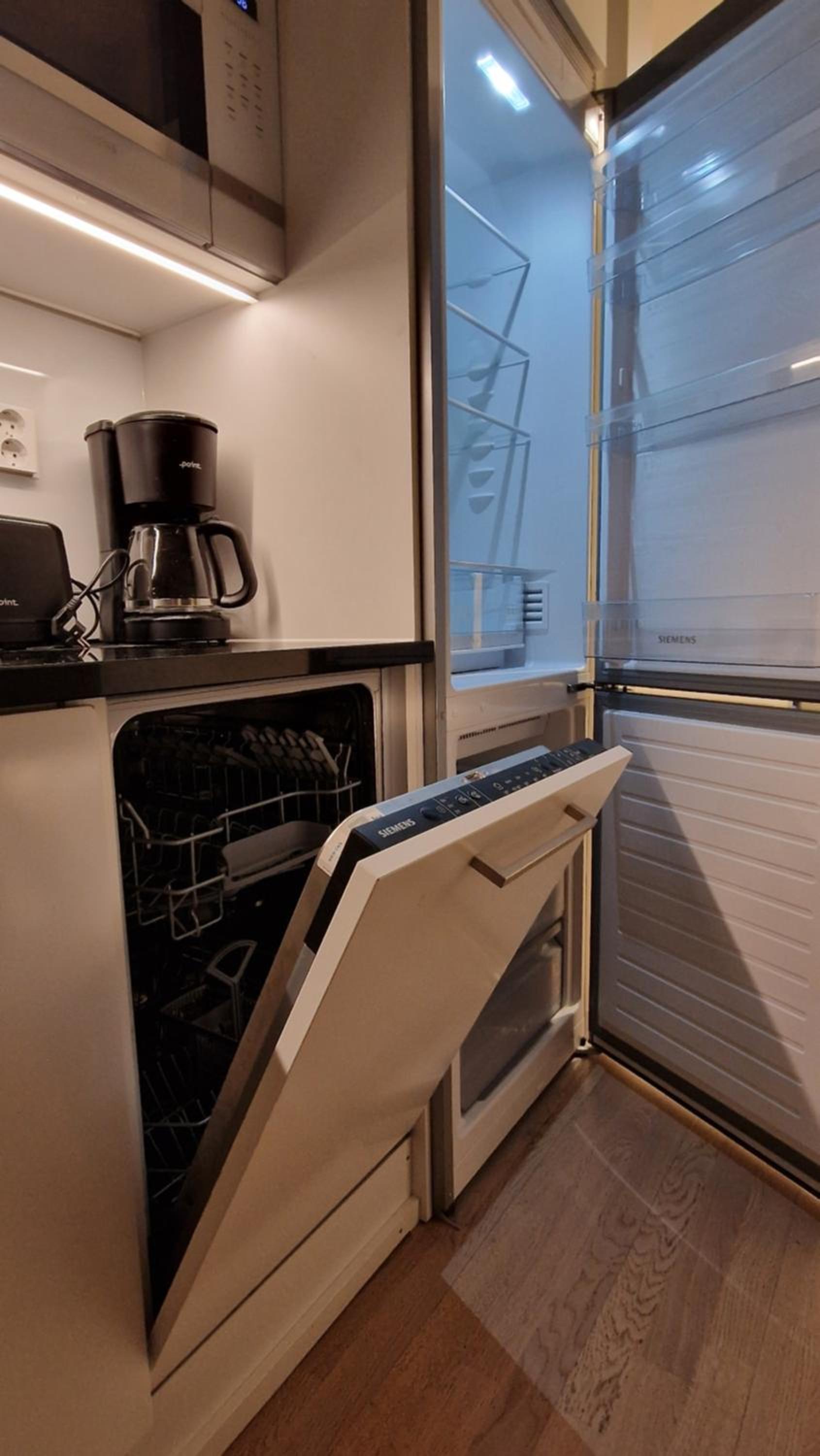 Silent apartment with balcony