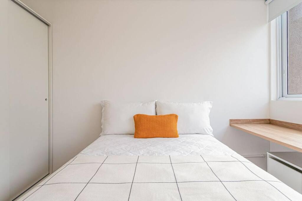 Apt. inteiro recém-reformado - Vila Madalena