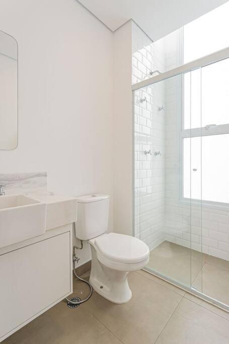 Apt. inteiro recém-reformado - Vila Madalena