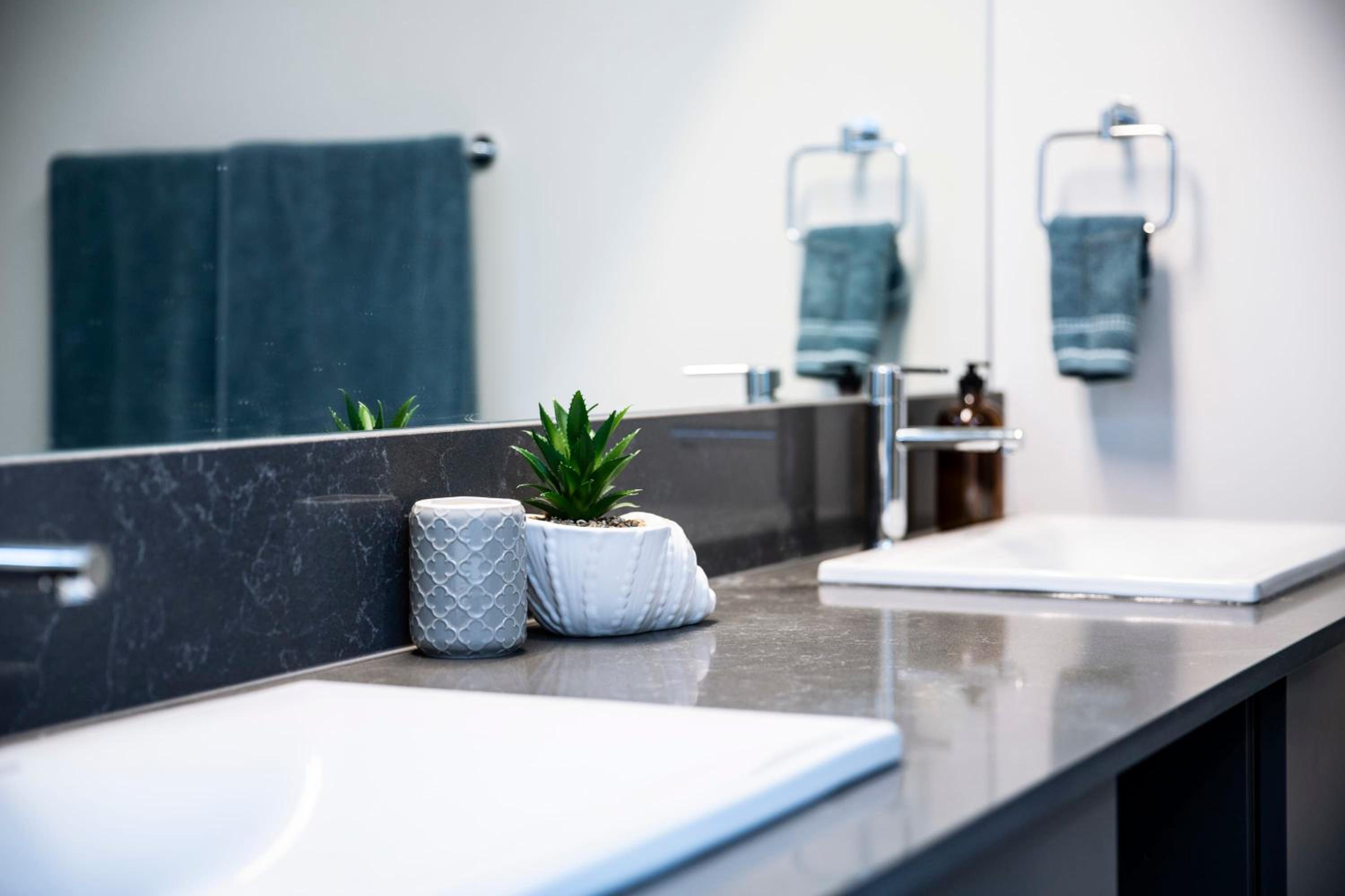 Revelstoke Marvel - Two Bedroom with Hot Tub