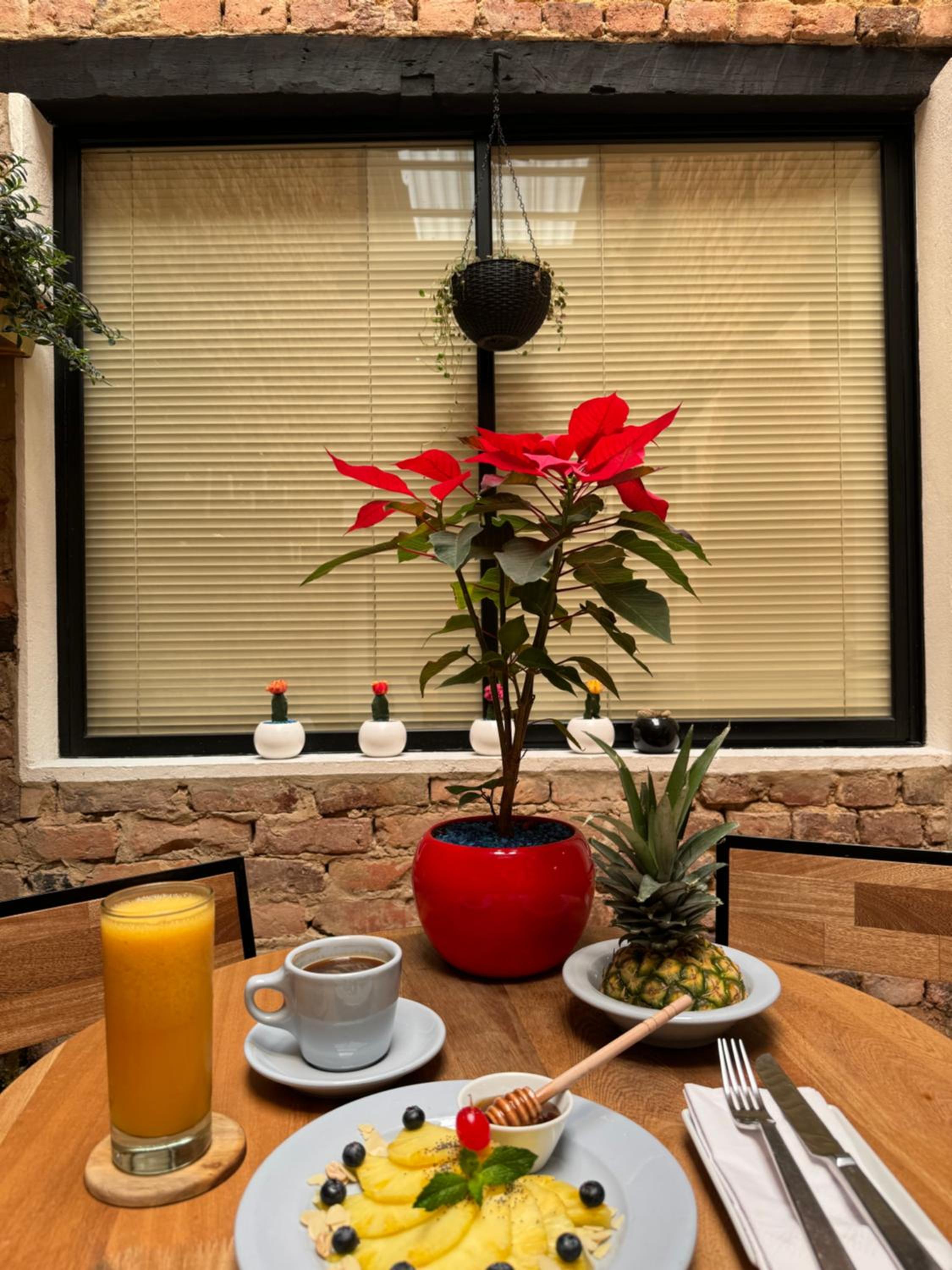Las Aguas Inn