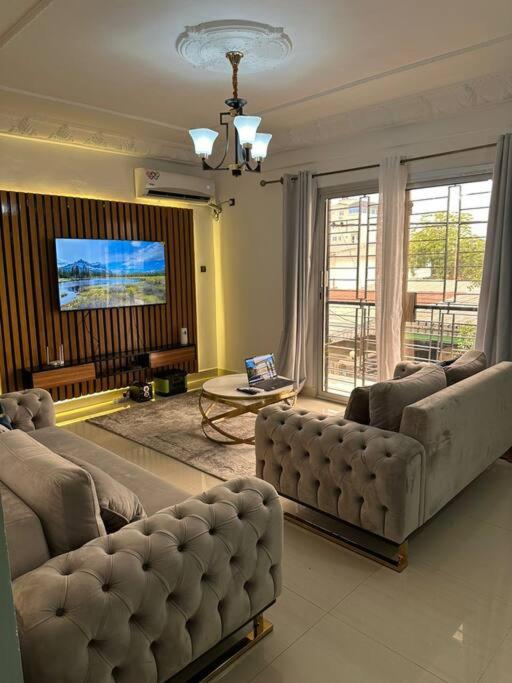 Superbe appartement meublé situé à Bonamoussadi.
