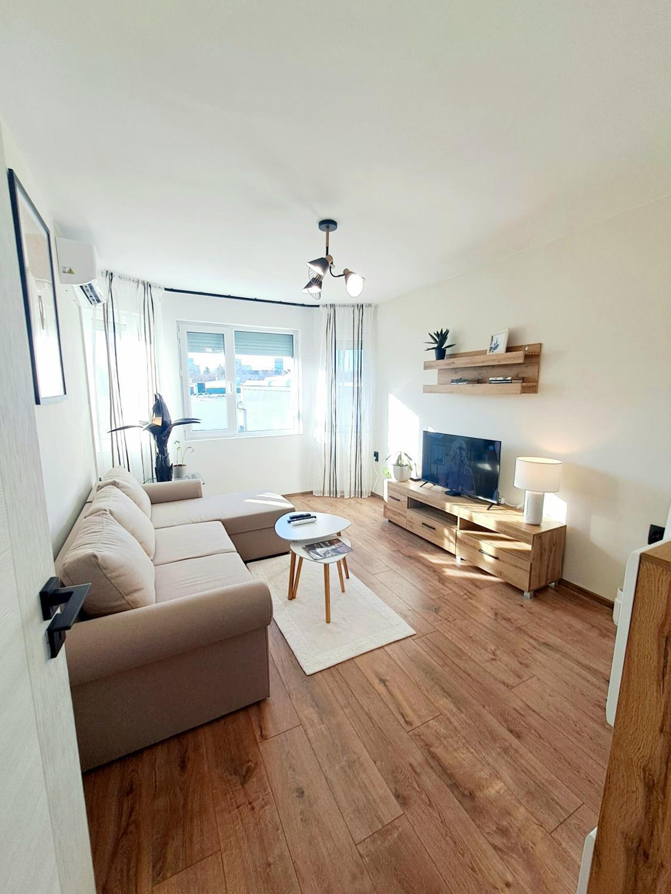 White House Apartments - Boho